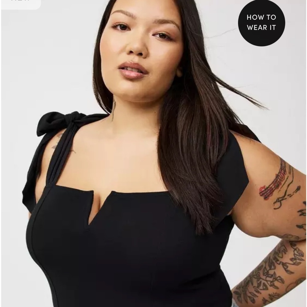 Torrid Black Sleeveless Tie Front Tank Top